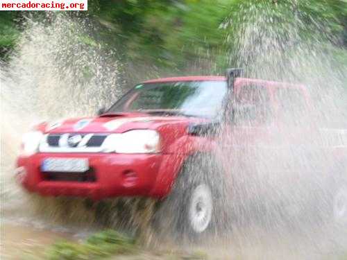 Se vende nissan pickup-navara de la copa españa