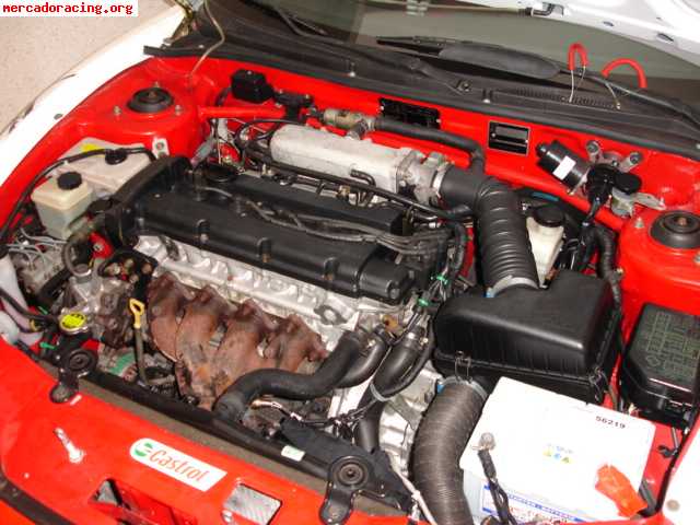 Hyundai coupe 2.0 race 150cv se vende/se cambia