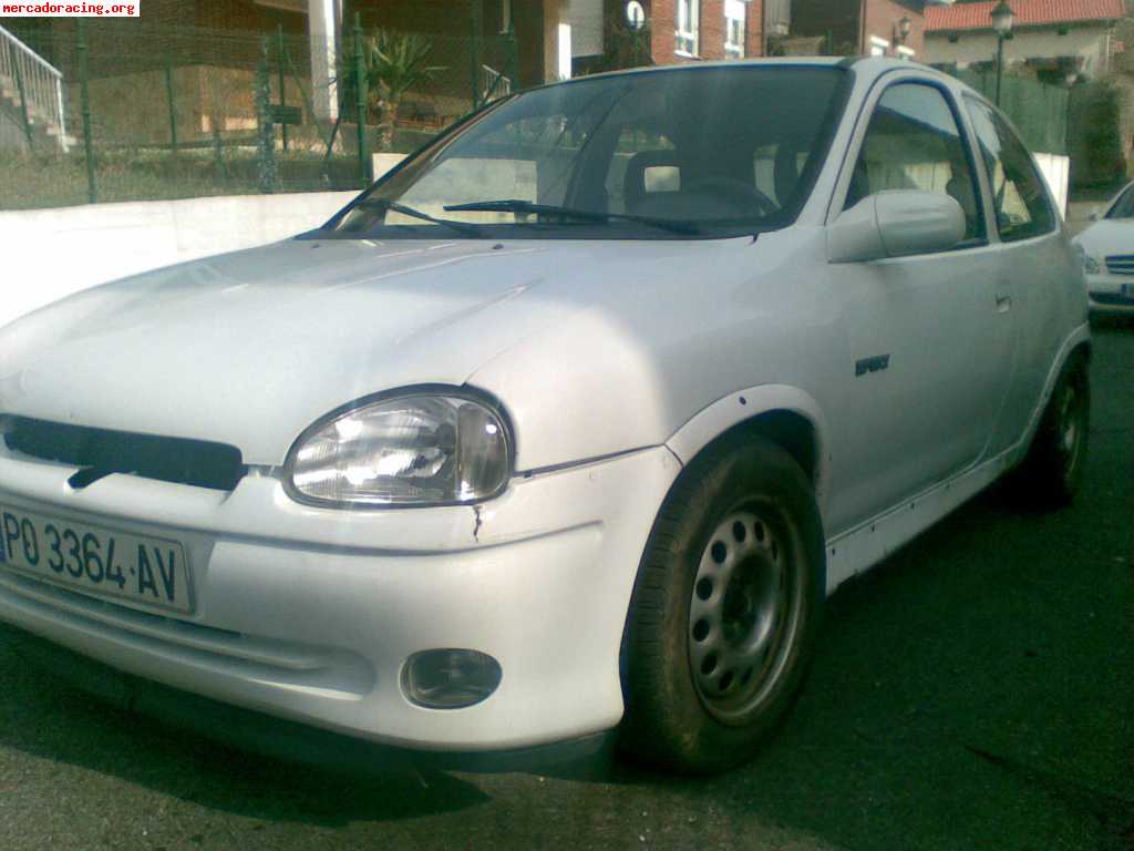 Se vende opel corsa b.perfecto para hacer de carreras.