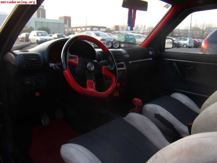 Golf seri2 con motor de a 3 mas de 220cv