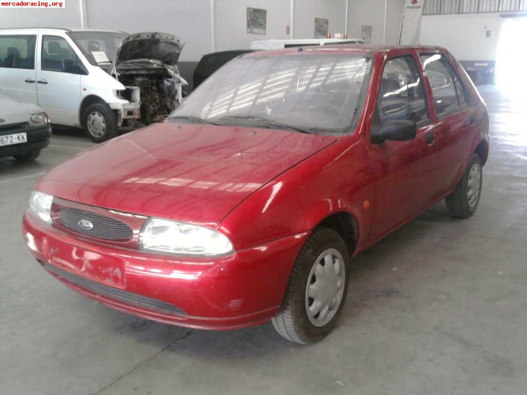 Vendo ford fiesta para preparar 