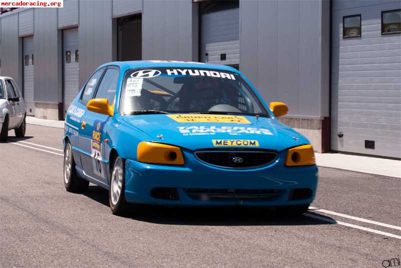 Urge vender hyundai accent copa