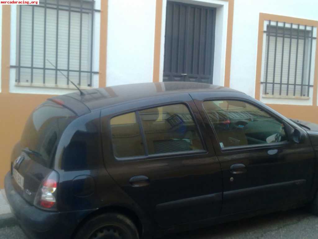 Renault clio muy barato ideal para iniciarse en slalom