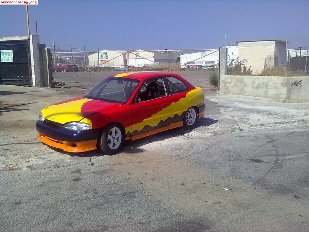 Se vende hyundai accent de la copa