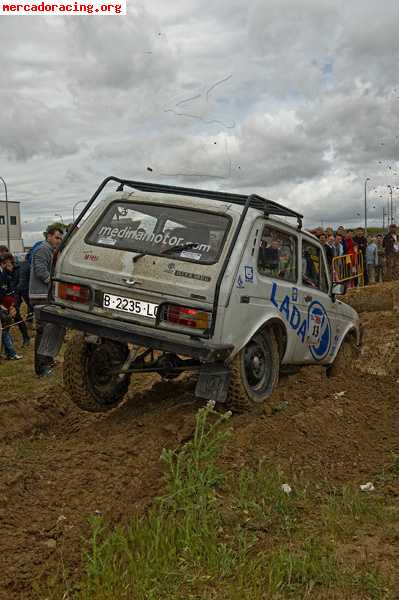 Vendo o cambio lada niva 