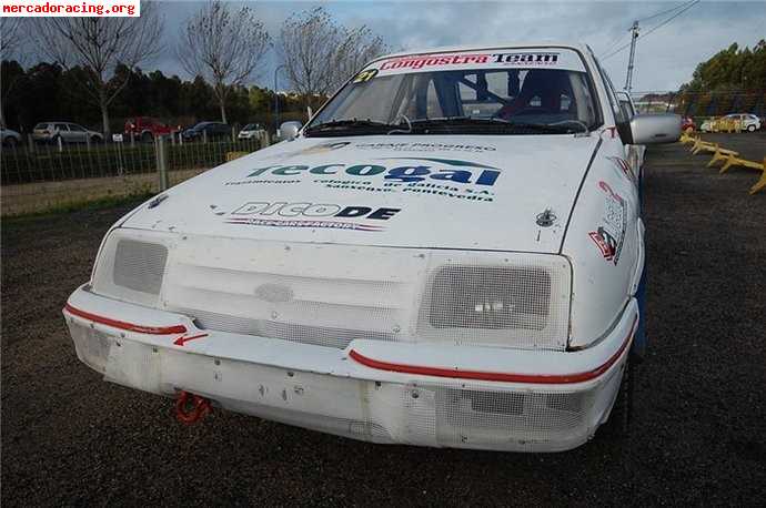 Se vende ford sierra xr4 para autocroos o resistencia sin do