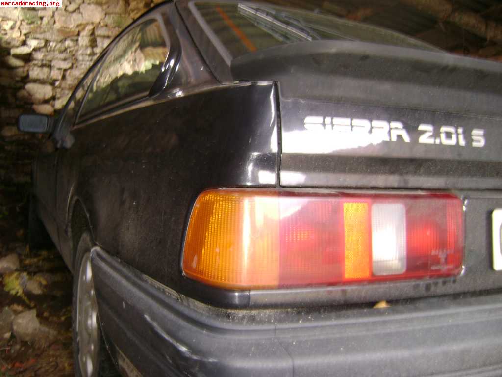 Se vende ford sierra 2.0 is