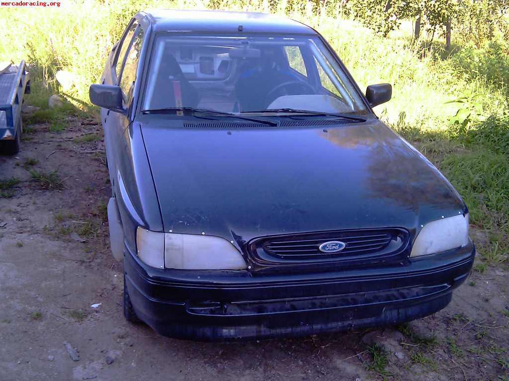 Ford escort 450€