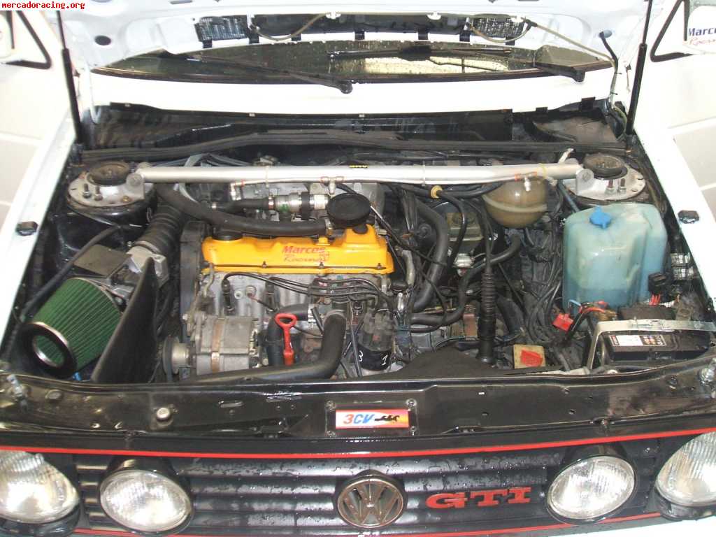 Se vende golf gti 1.8 8v rallyes almendralejo