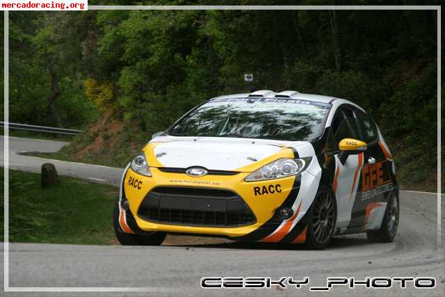 Ford fiesta r2