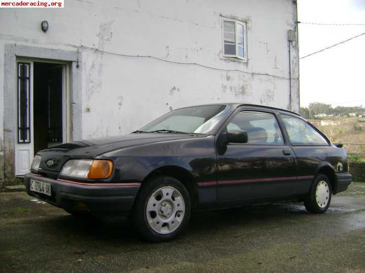 Se vende ford sierra 2.0 is