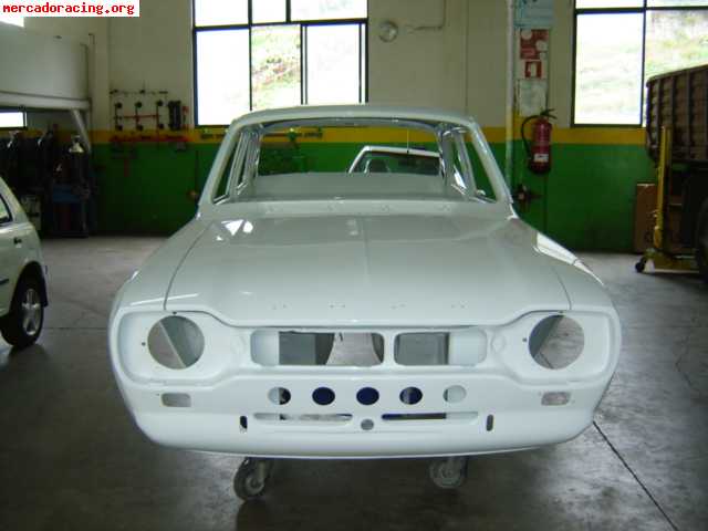 Carroceria ford escort mk1 1974 completamente nova