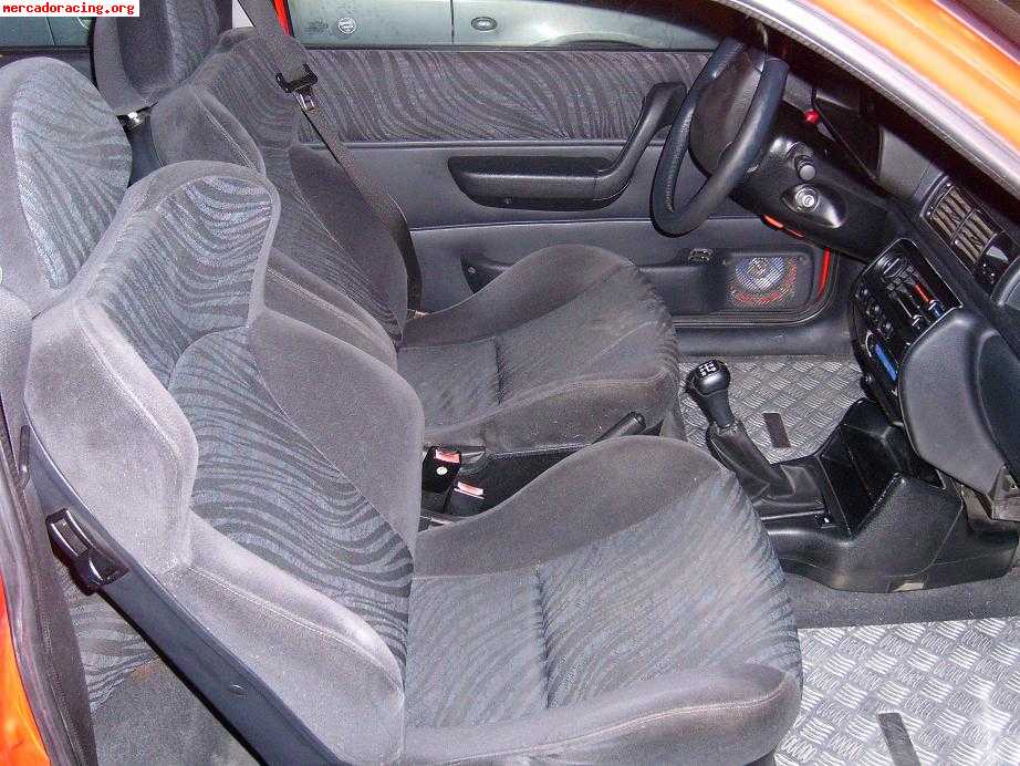 Xr2 injection 1.8 130 cv - urge vender 1200 €