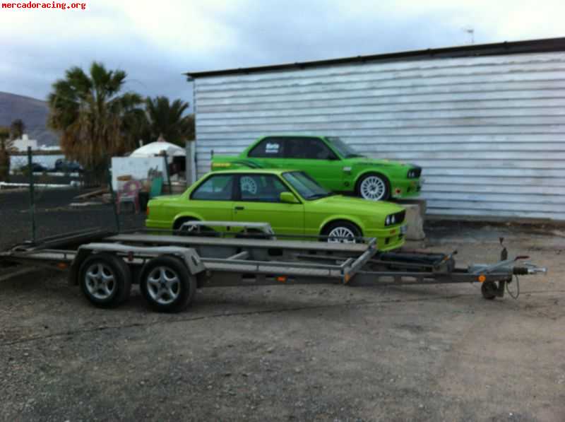 Se vende 2 bmw e 30 2.5 mas carro 