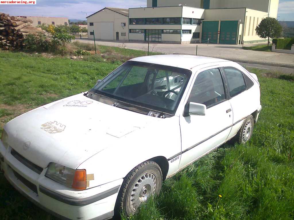 Vendo opel kadett 16v