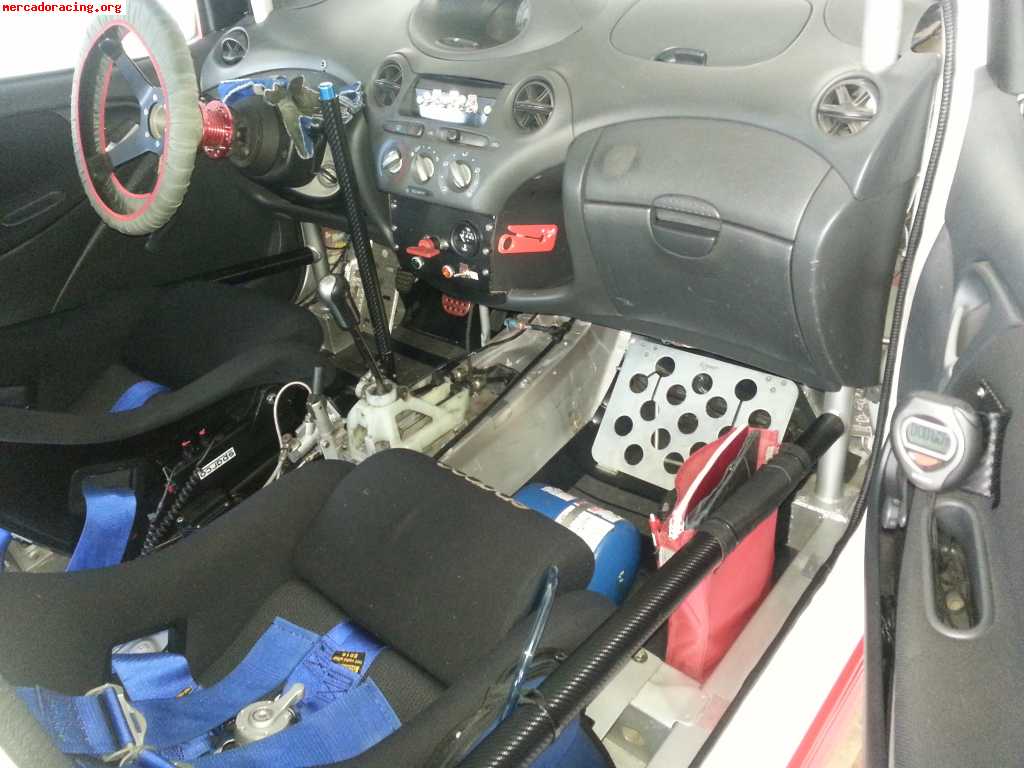 Se vende toyota yaris de la copa