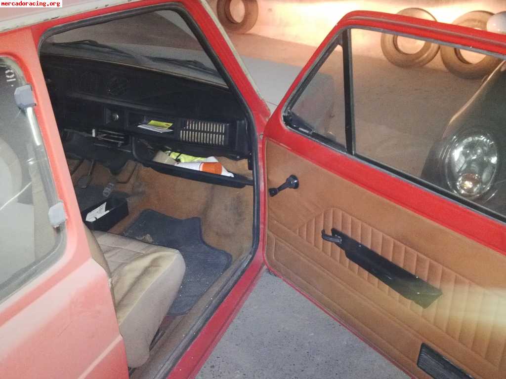 Seat 127. año 1978.   precio 1250€