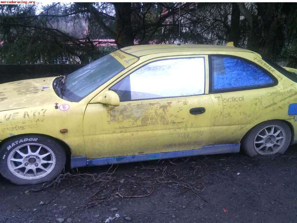 Se vende hyundai accent para restaurar o piezas