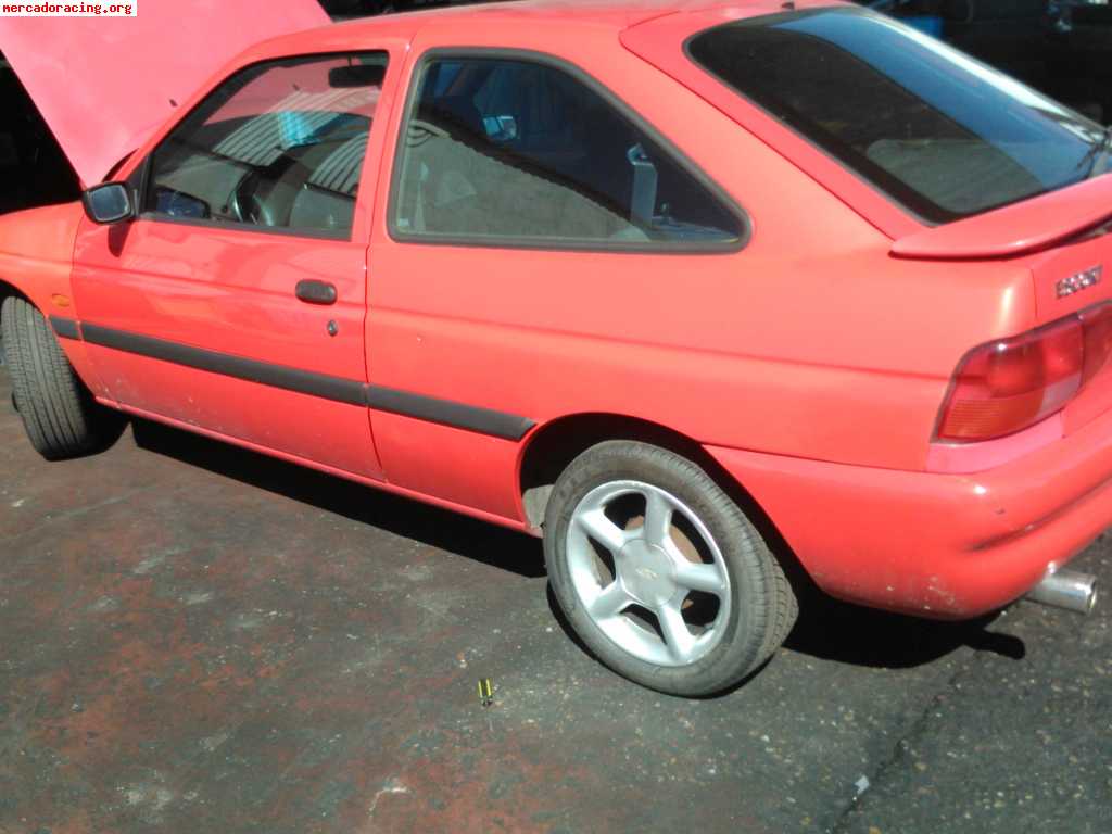 Ford escort 1.8 16v