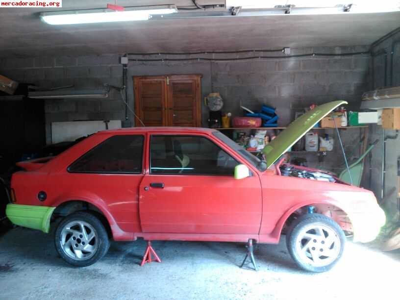 Se vende escort rs turbo para circuitos