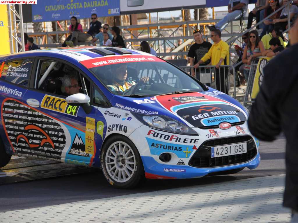 Se vende ford fiesta r-2