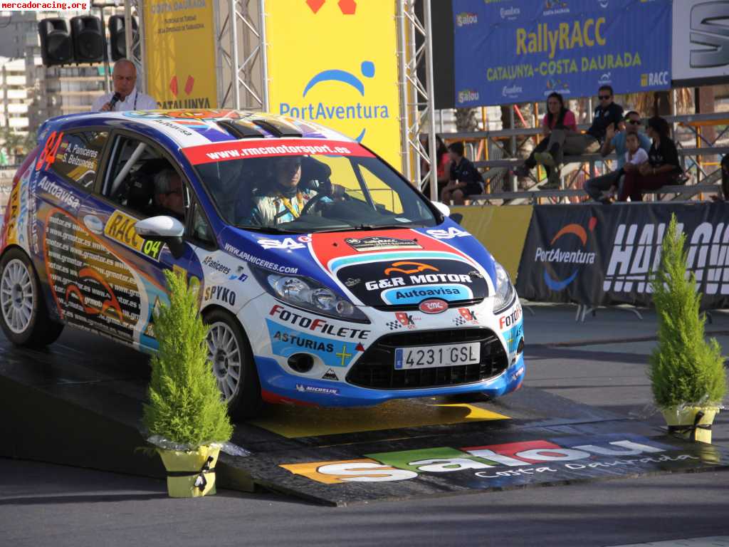 Se vende ford fiesta r-2