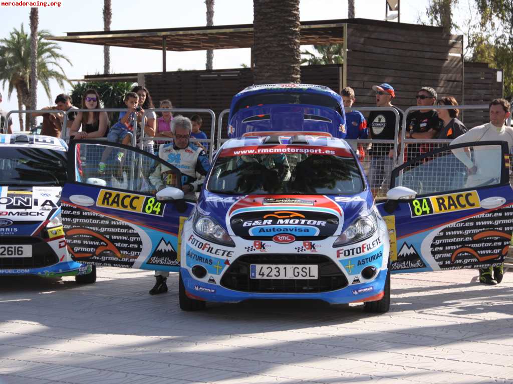 Se vende ford fiesta r-2