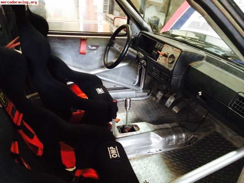 Coche de carreras (especificaciones de tierra)