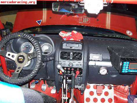 Vendo clio f-2000 estrecho