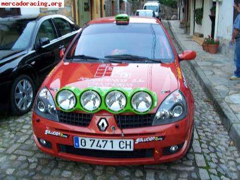 Vendo clio f-2000 estrecho