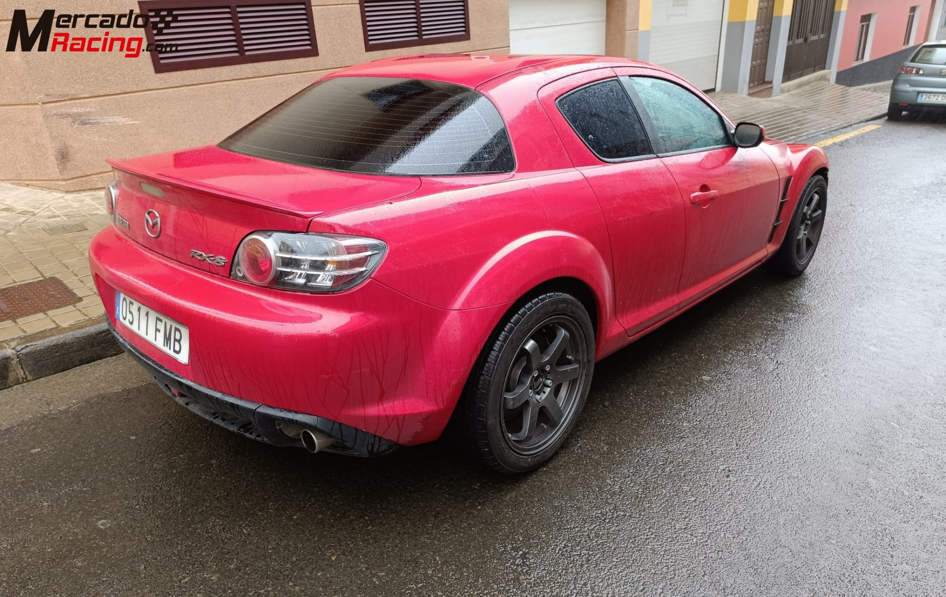 2 mazda rx8, uno de rallys y otro de calle