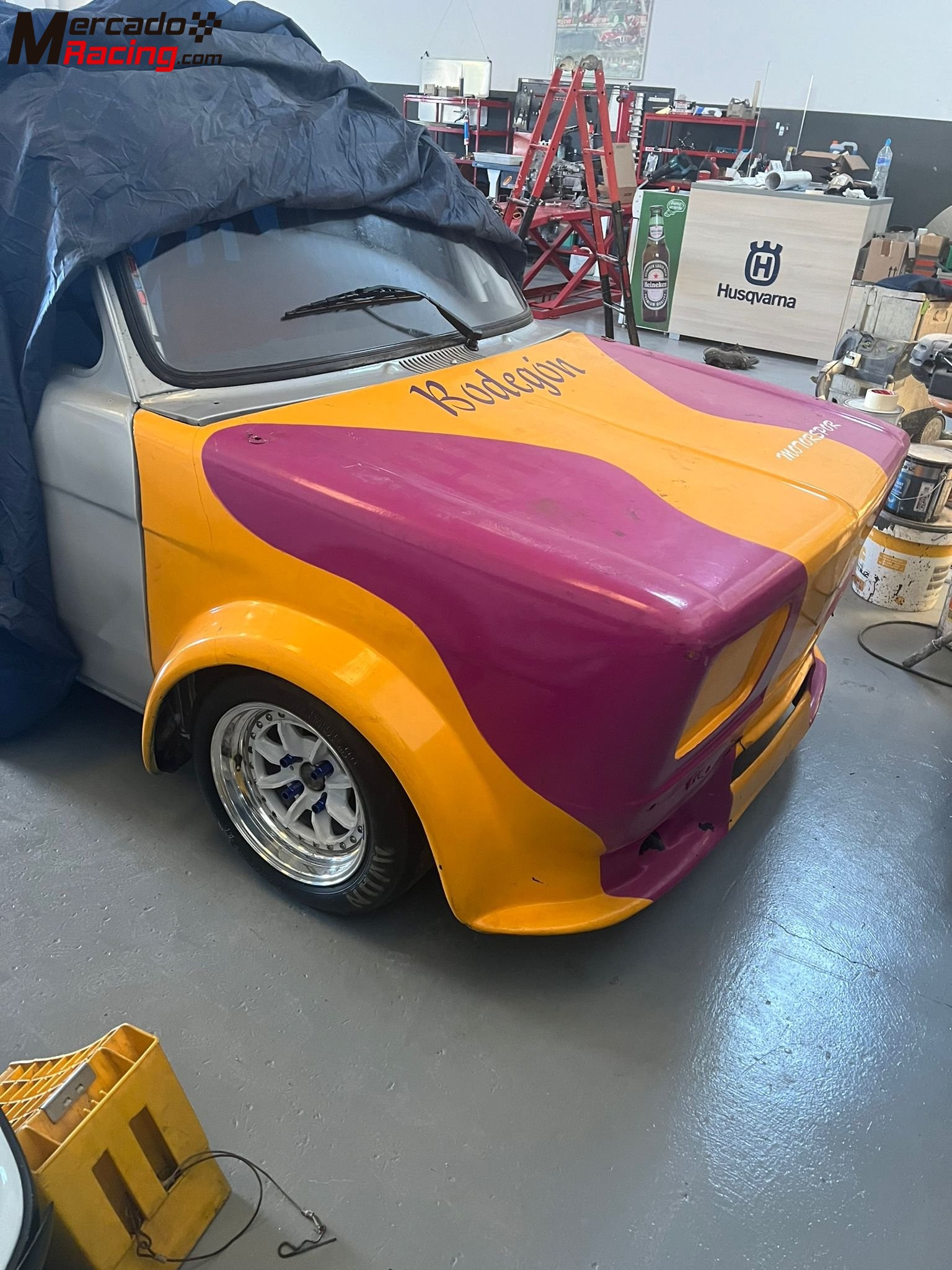 Simca 1000 montaña en restauración 