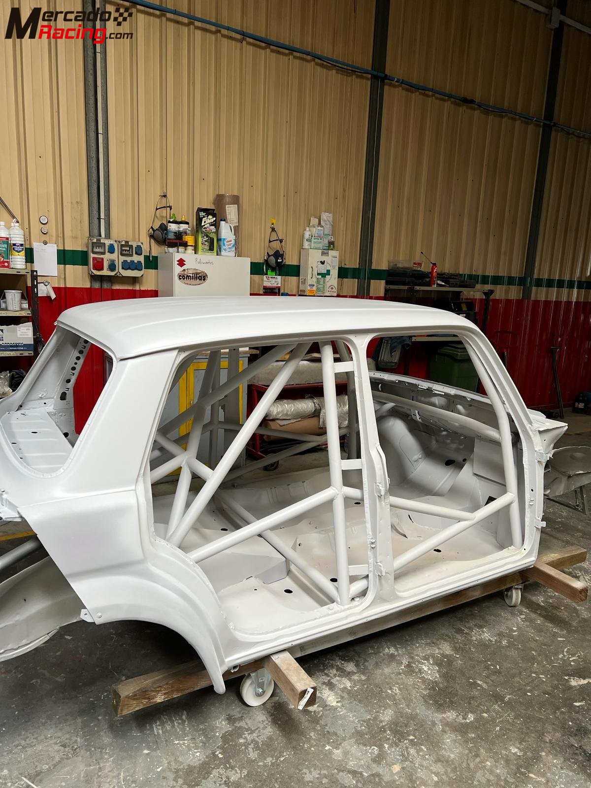 Simca 1000 montaña en restauración 