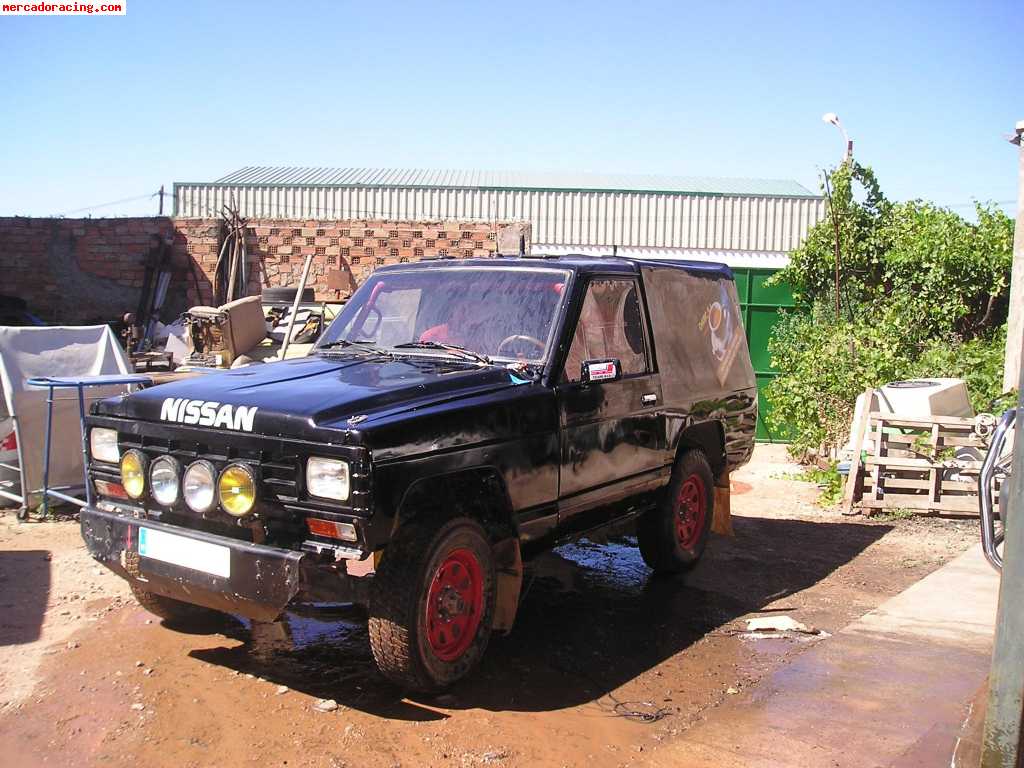 Se vende nissan patrol 6cil. fibra