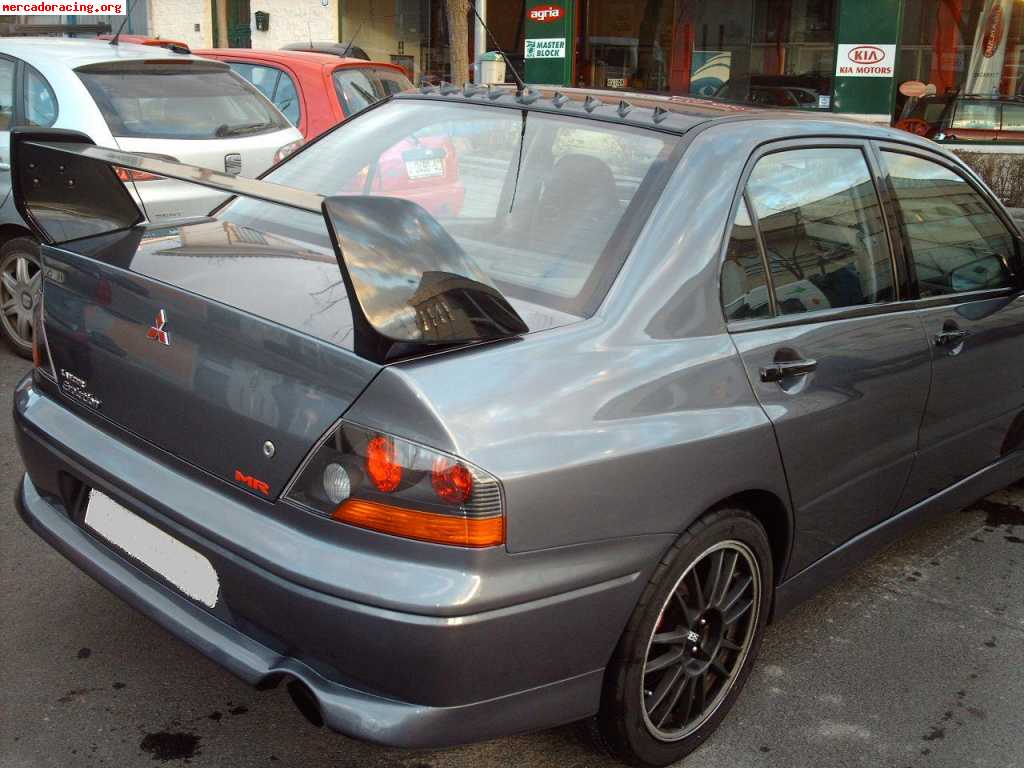 Mitsubishi evo 8 edition (mr) de calle