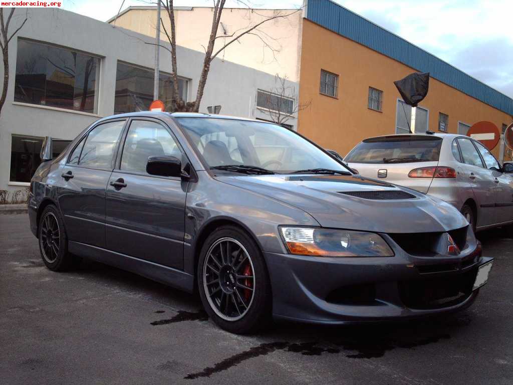 Mitsubishi evo 8 edition (mr) de calle