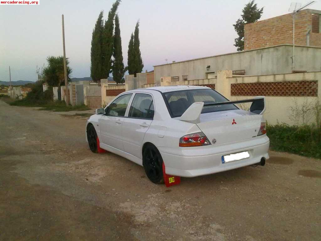 Vendo o canvio mitsubishi lancer evo 8