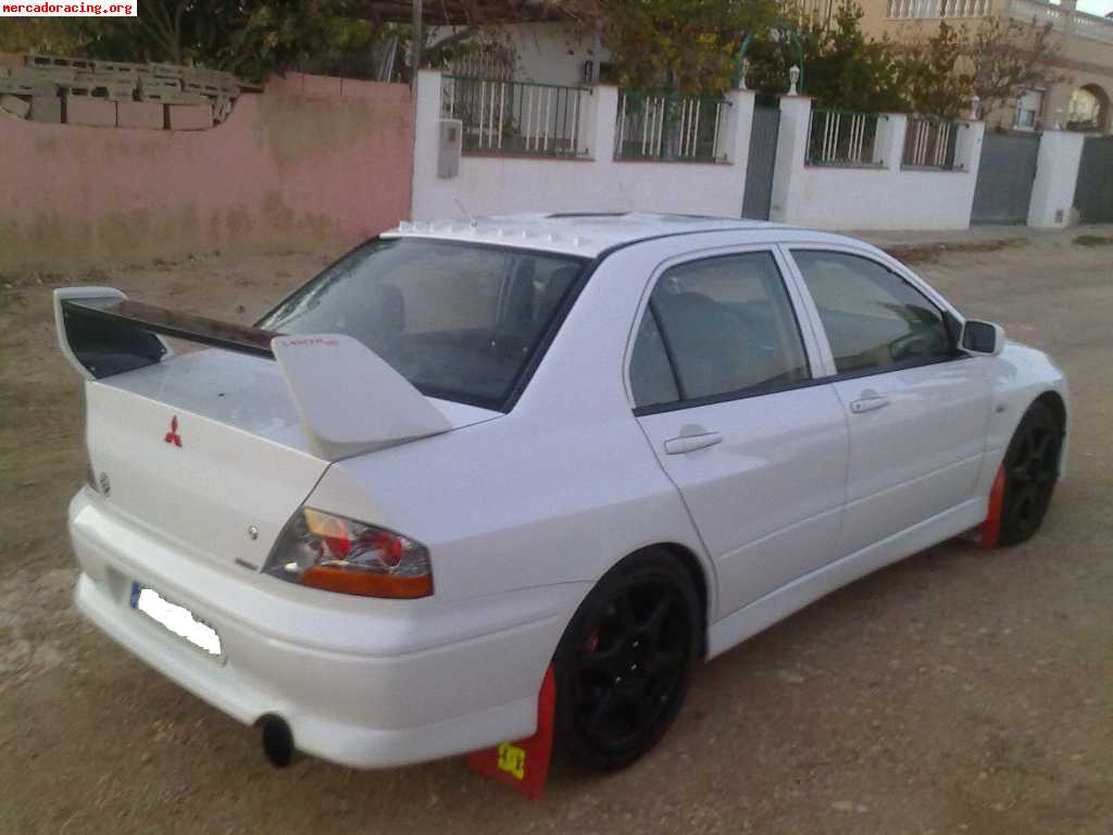 Vendo o canvio mitsubishi lancer evo 8