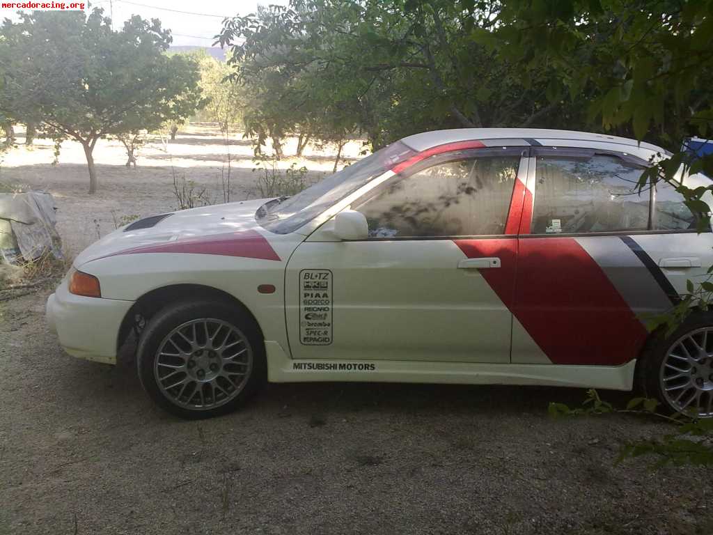 Se vende lancer evo iv ralliart 2300€