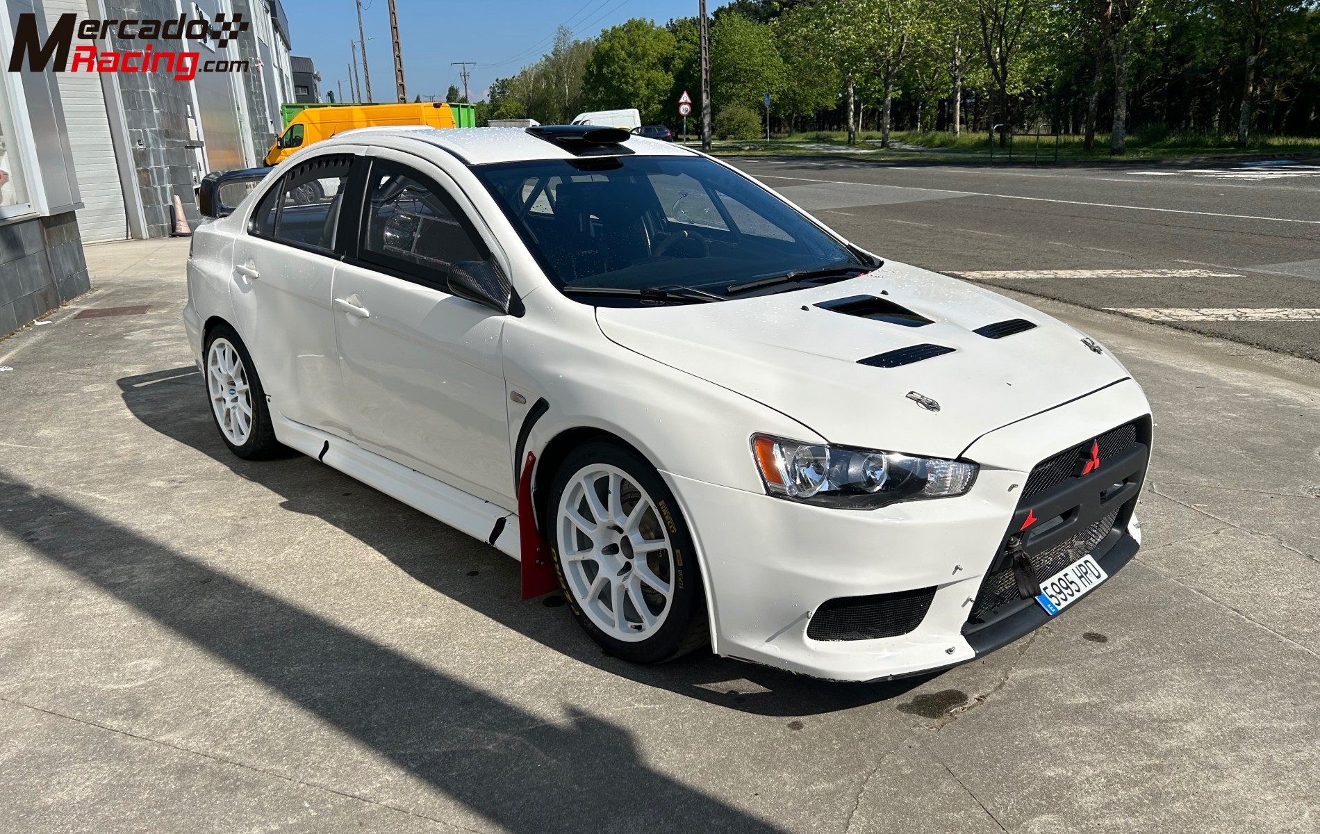 Mitsubishi evo x r4