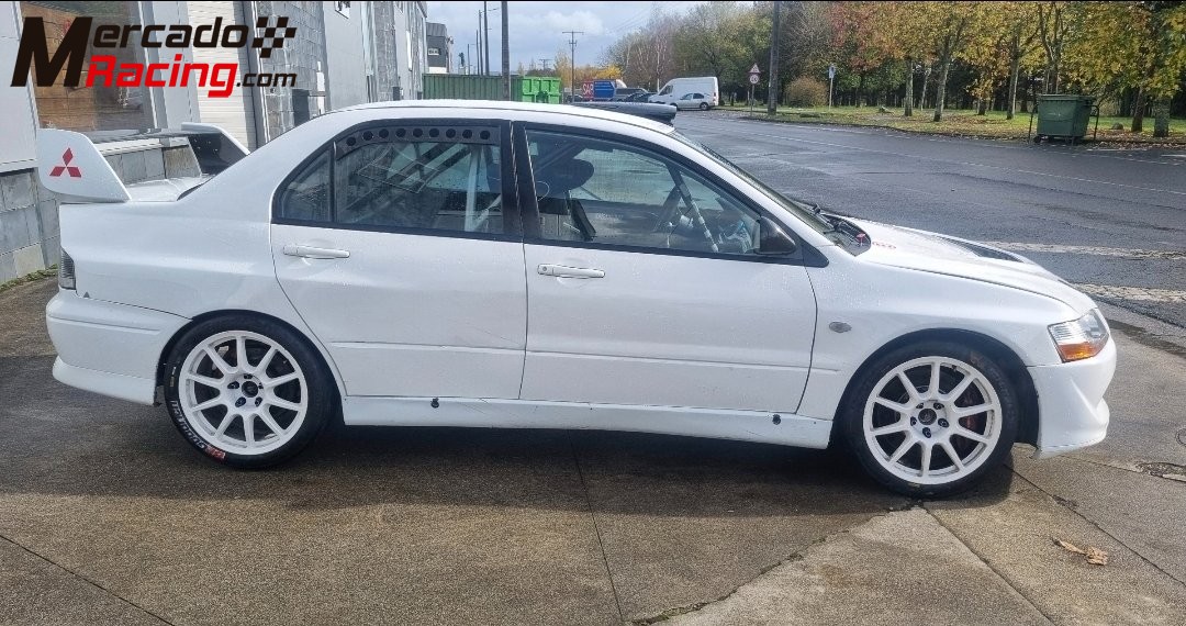 Mitsubishi evo8 gra