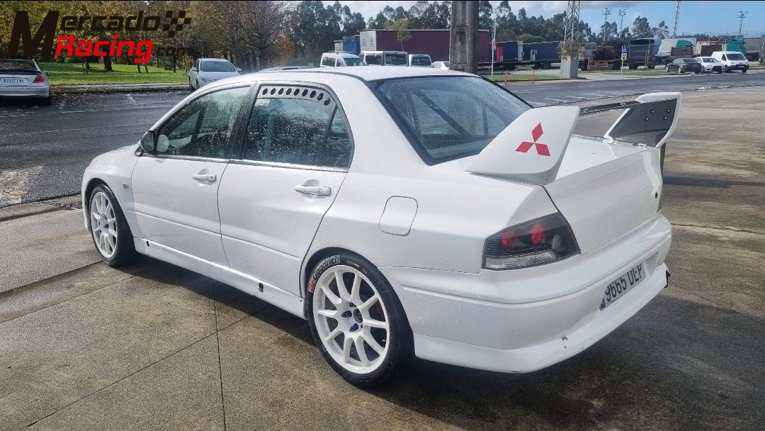 Mitsubishi evo8 gra