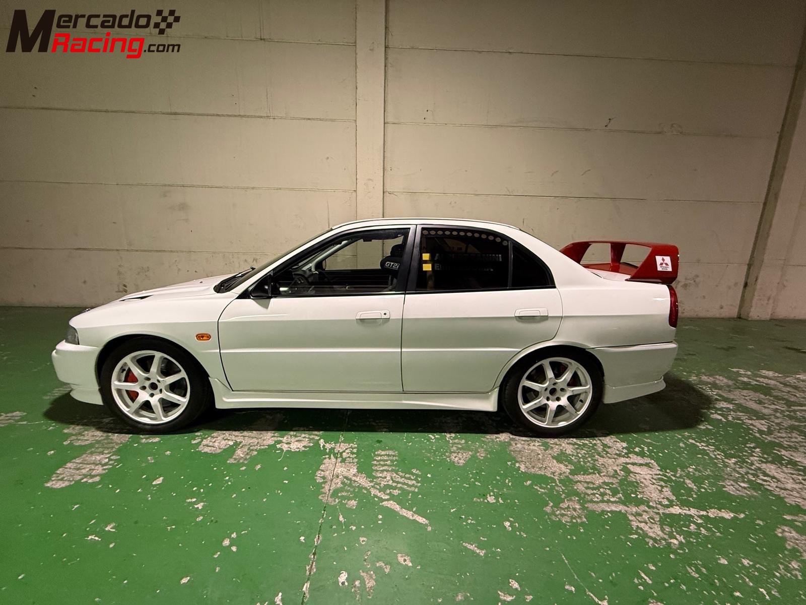 Mitsubishi lancer evo iv 