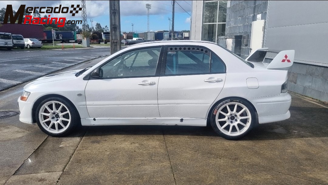 Mitsubishi evo8 gra