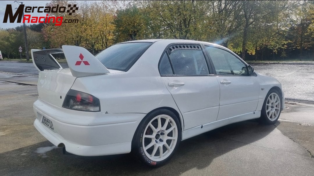 Mitsubishi evo8 gra