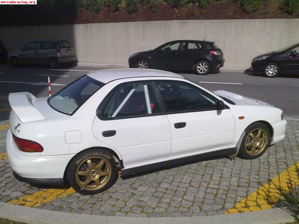 Vendo subaru 