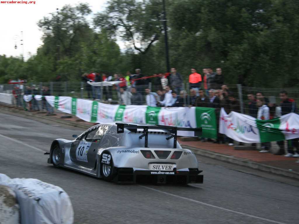 Coche oficial de pedro roca silver car