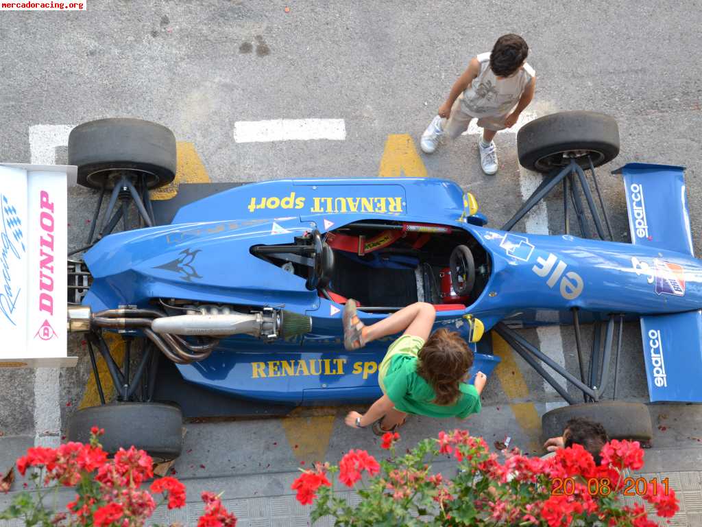 Formula  renault