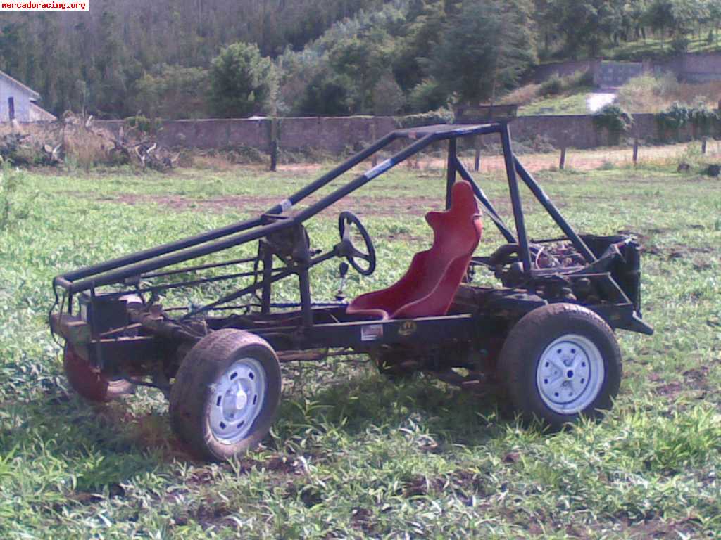 Vendo    buggy  tipo  kart  cross    con  motor   de  renaul