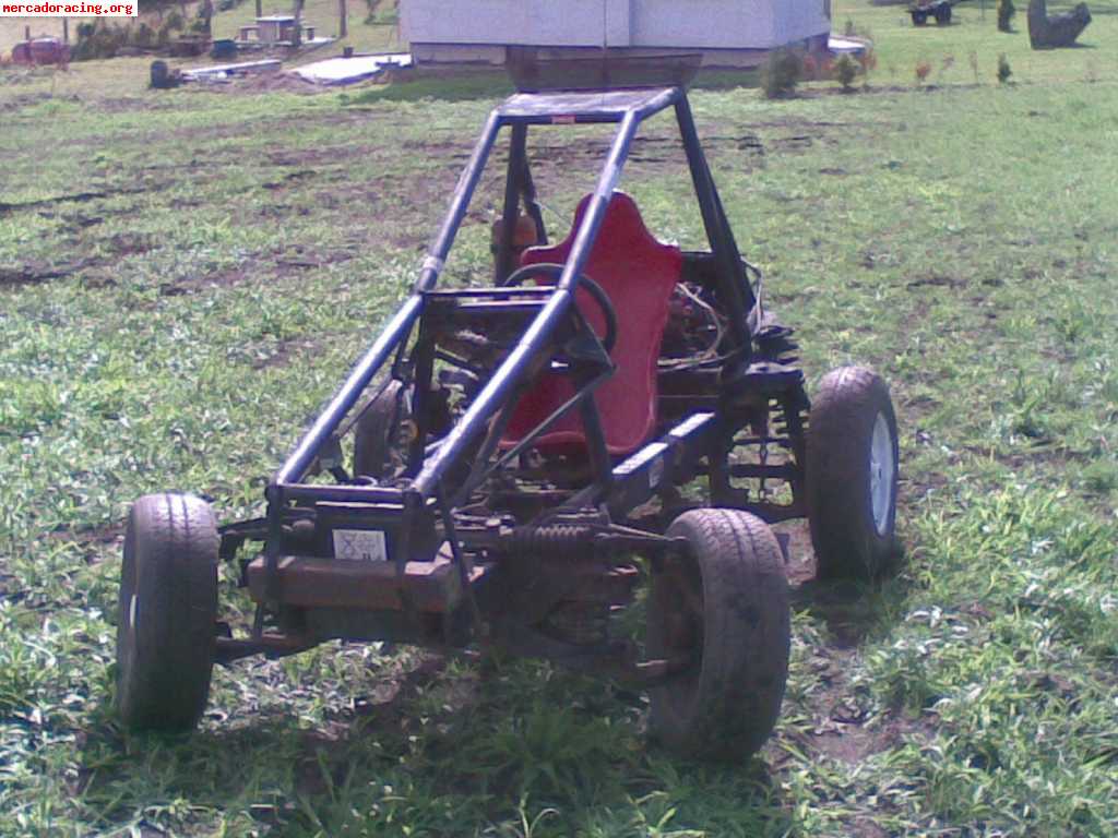 Vendo    buggy  tipo  kart  cross    con  motor   de  renaul